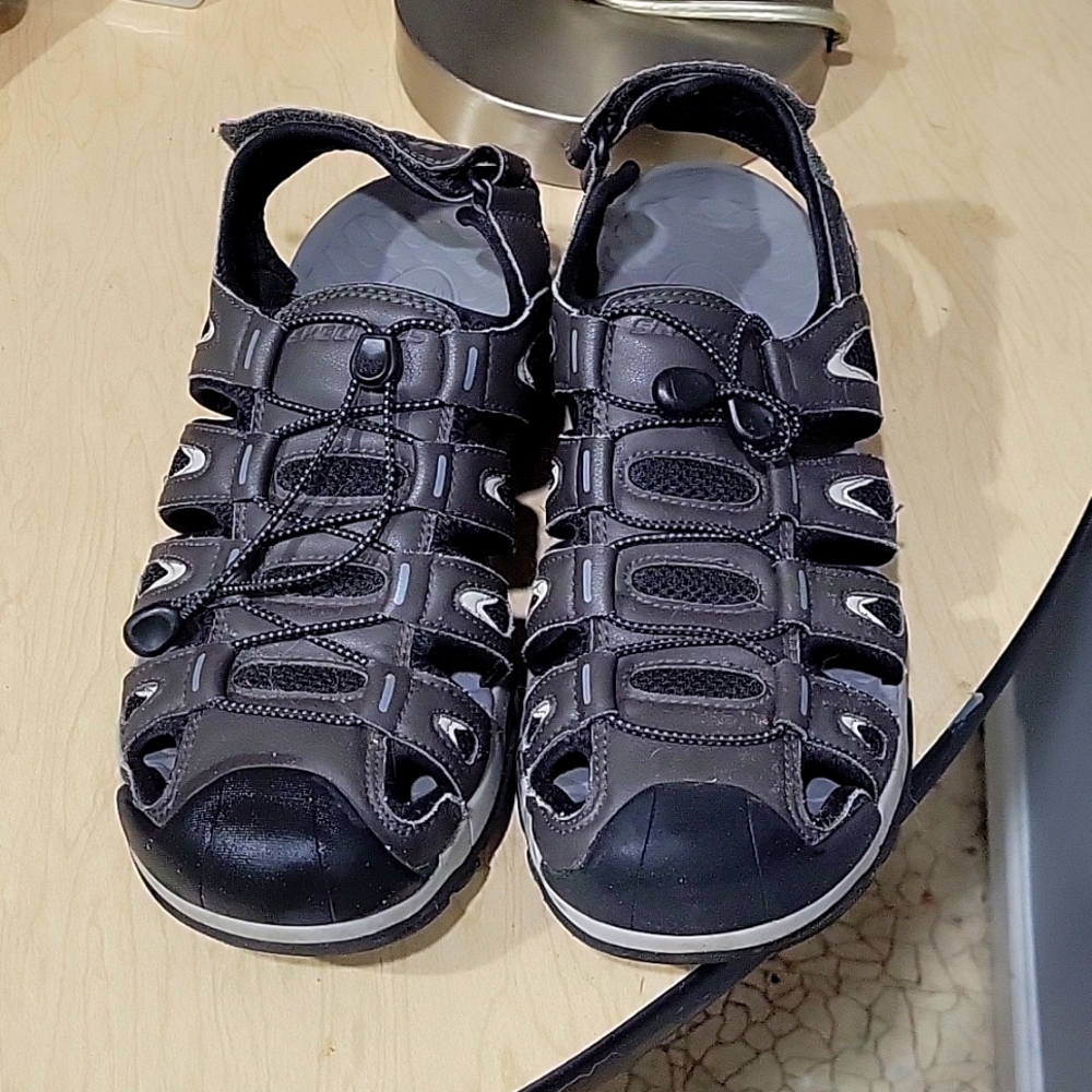 Skechers sandals
